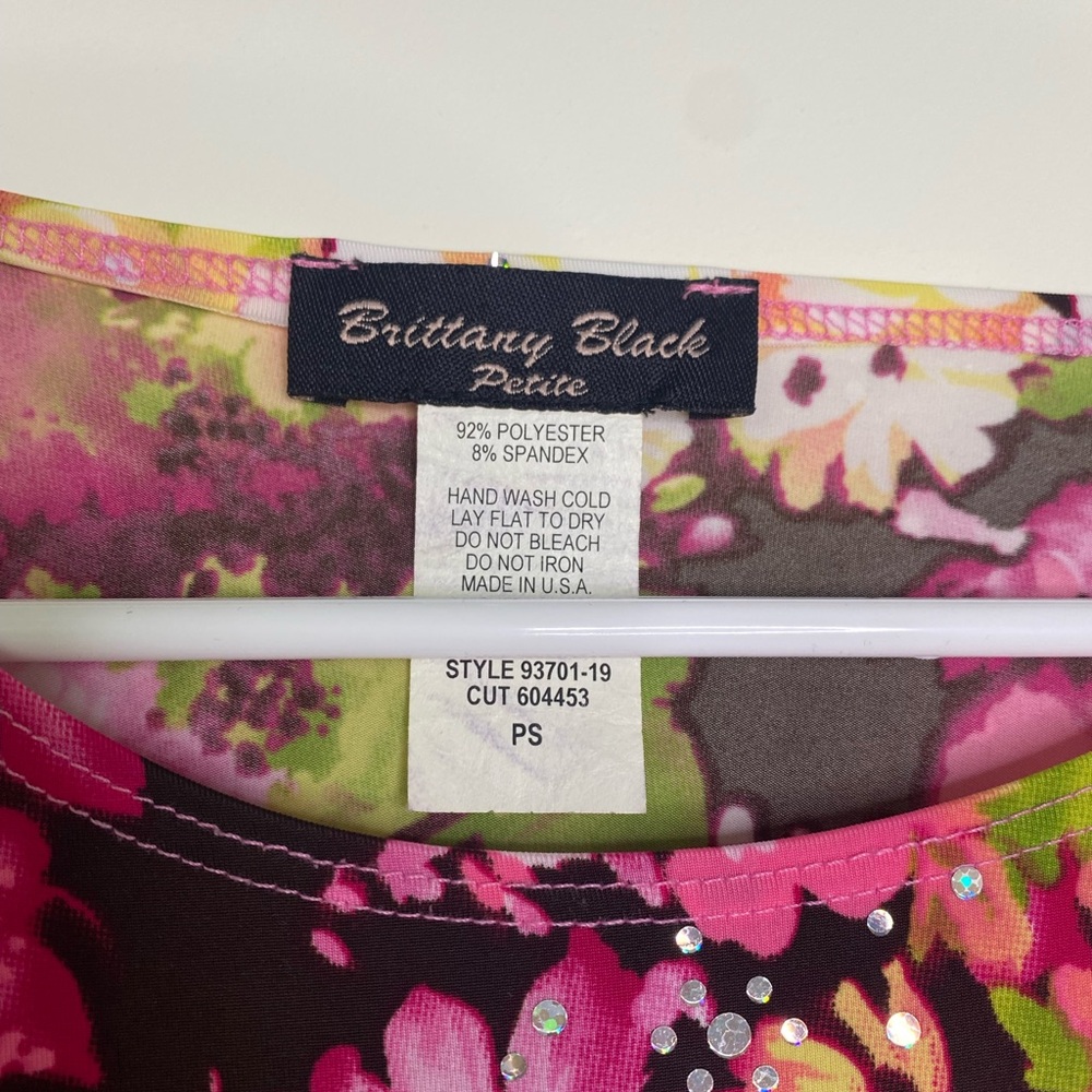 Y2k Pink Floral Shimmer Top - Picture 3 of 4